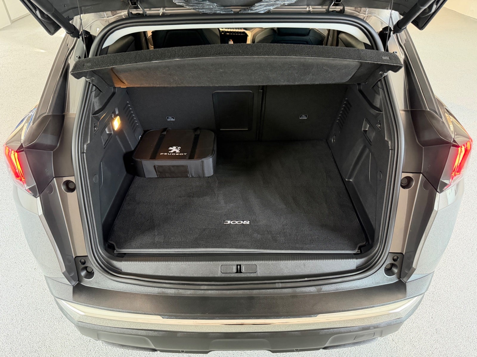 Billede af Peugeot 3008 1,6 Hybrid Allure Pack EAT8
