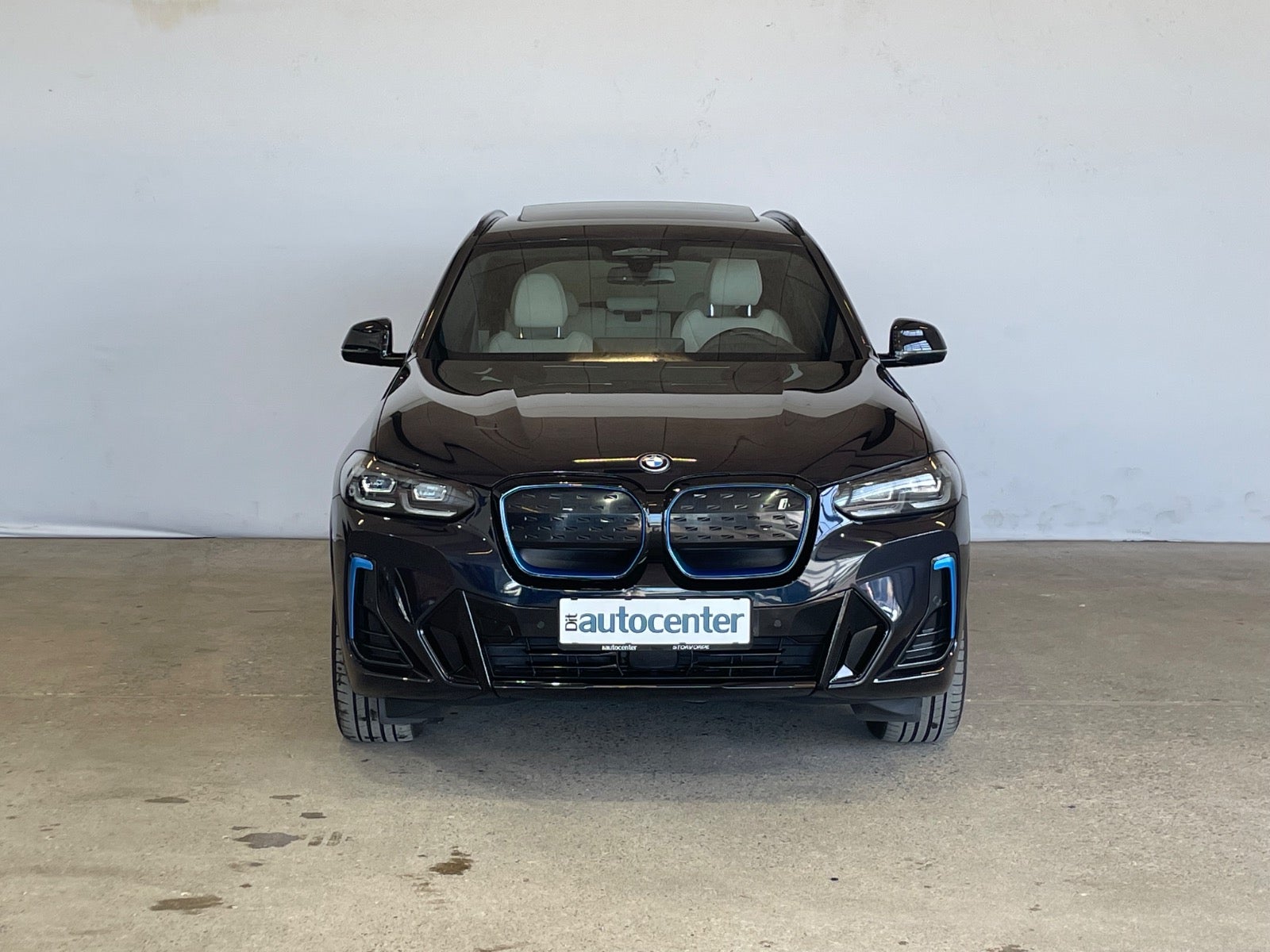 BMW iX3 Charged Plus M-Sport