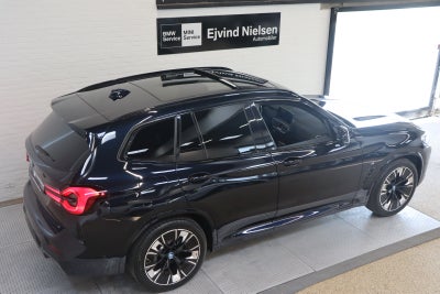 BMW iX3 Charged M-Sport