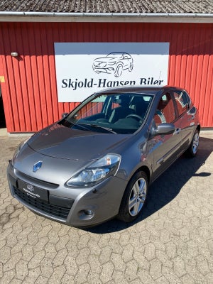 Renault Clio III 1,2 16V Authentique 5d