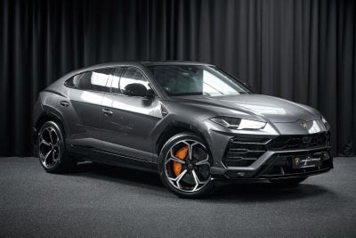 Lamborghini Urus 4,0  5d