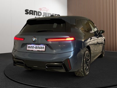 BMW iX xDrive45 M-Sport