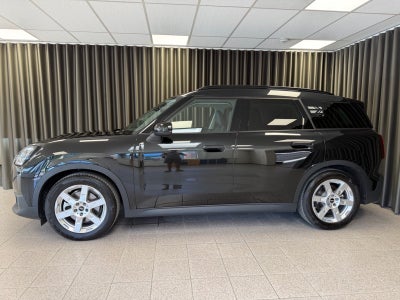 MINI Countryman SE Classic Trim M+ ALL4