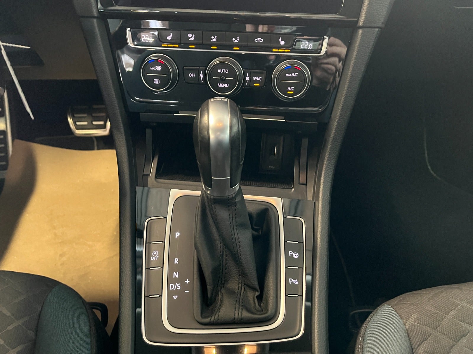 Billede af VW Golf VII 1,6 TDi 115 IQ.Drive Variant DSG