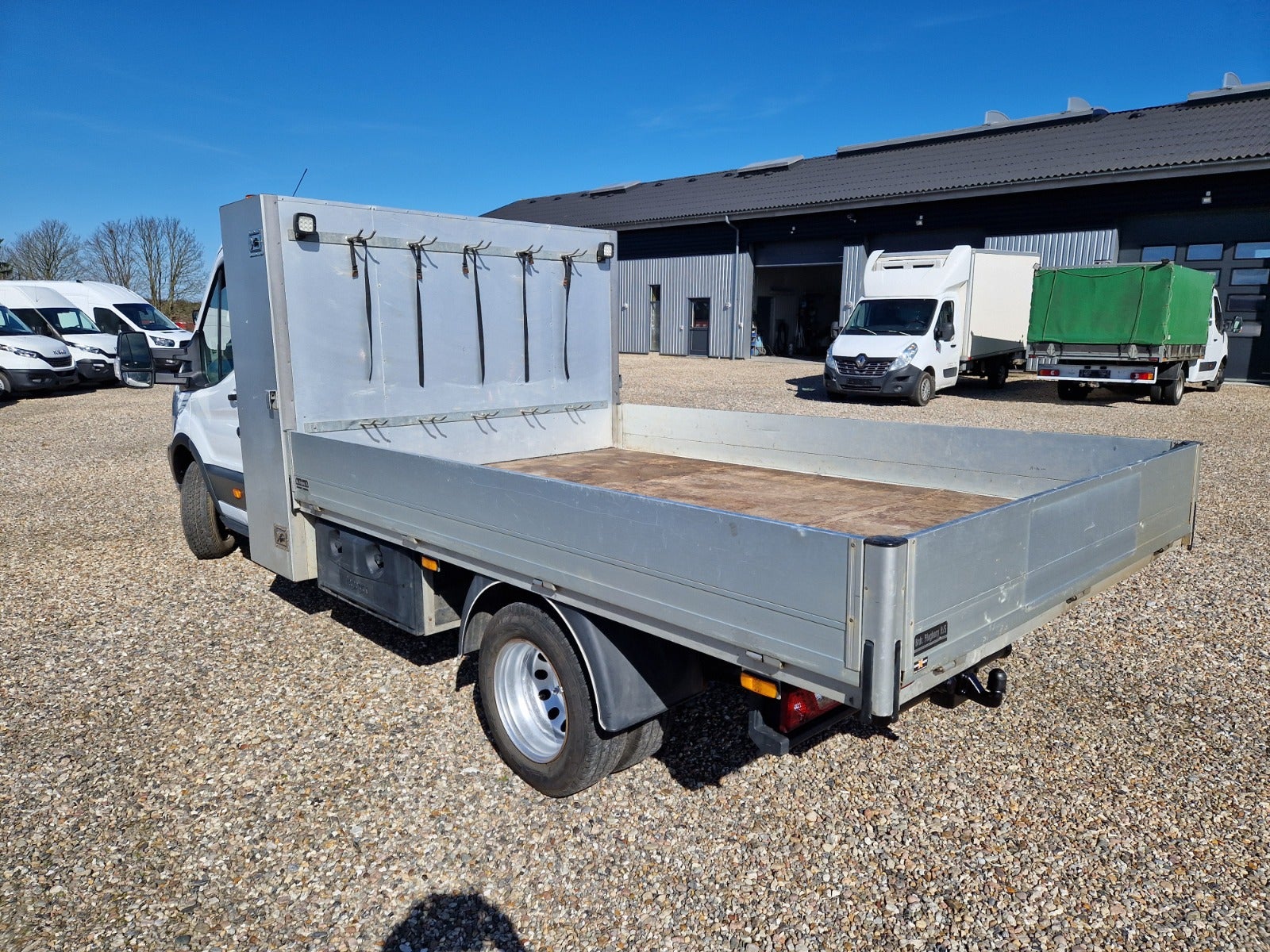 Billede af Ford Transit 350 L2 Chassis 2,0 TDCi 170 Lodvogn RWD