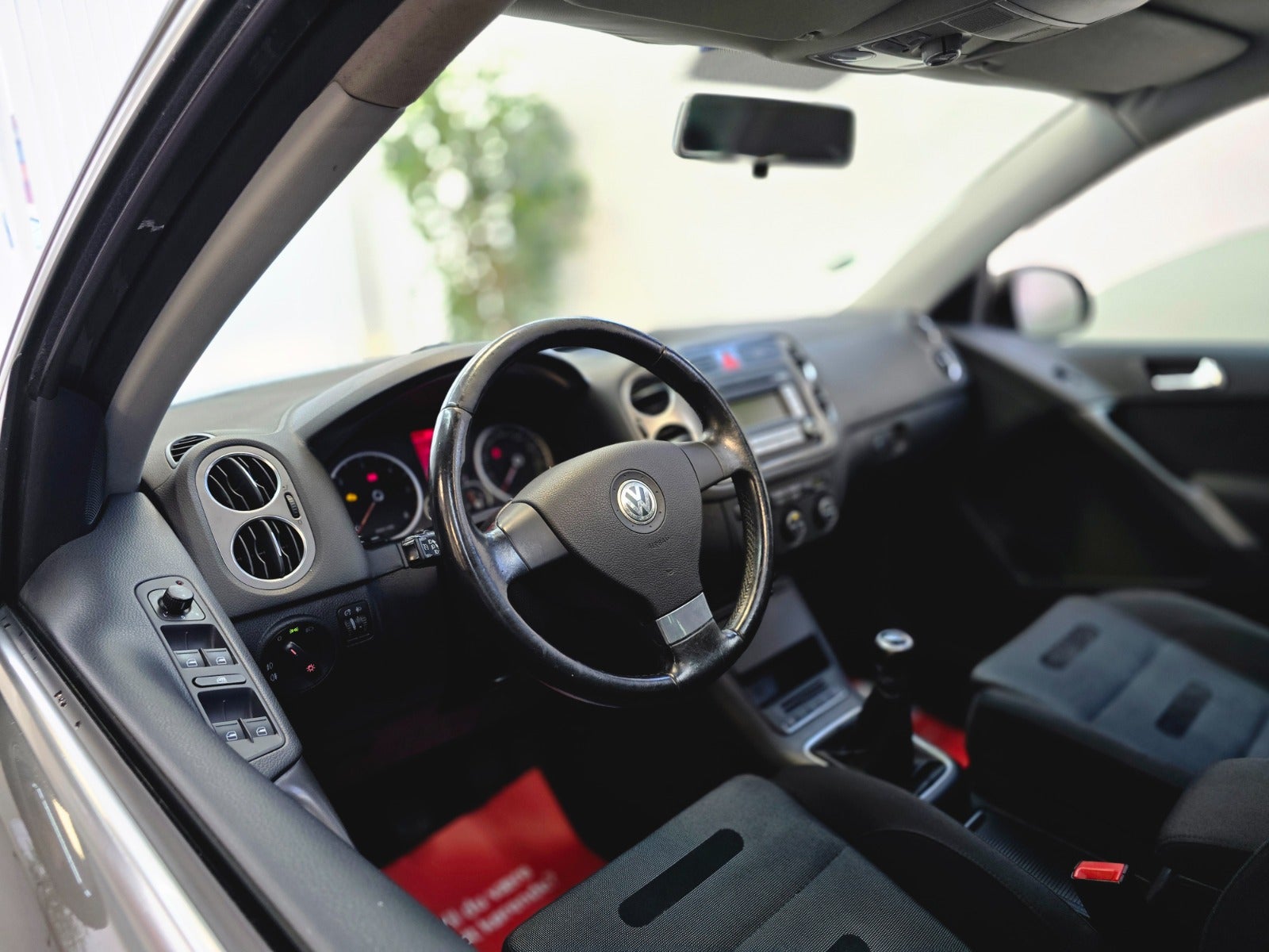 Billede af VW Tiguan 2,0 TDi 140 Sport & Style 4Motion