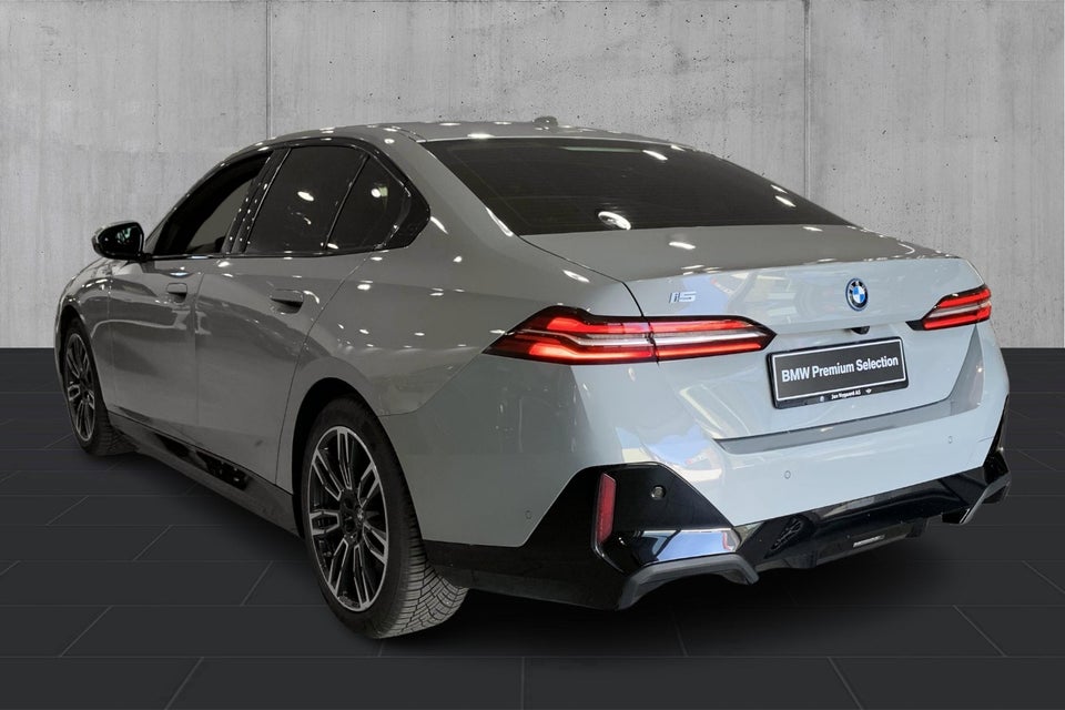 BMW i5 eDrive40 M-Sport 2024