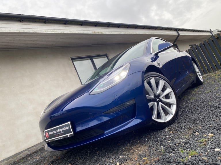 Tesla Model 3 Long Range AWD