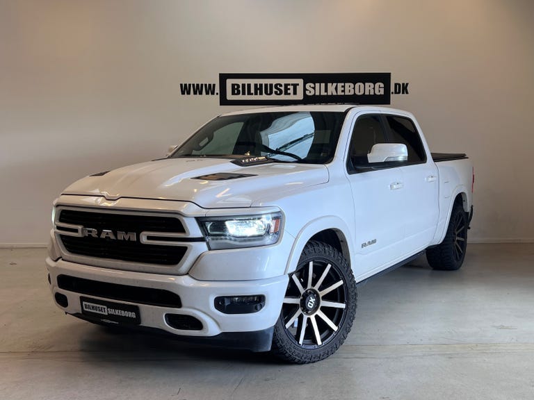 Dodge RAM 1500 V8 Laramie Crew Cab aut. 4x4