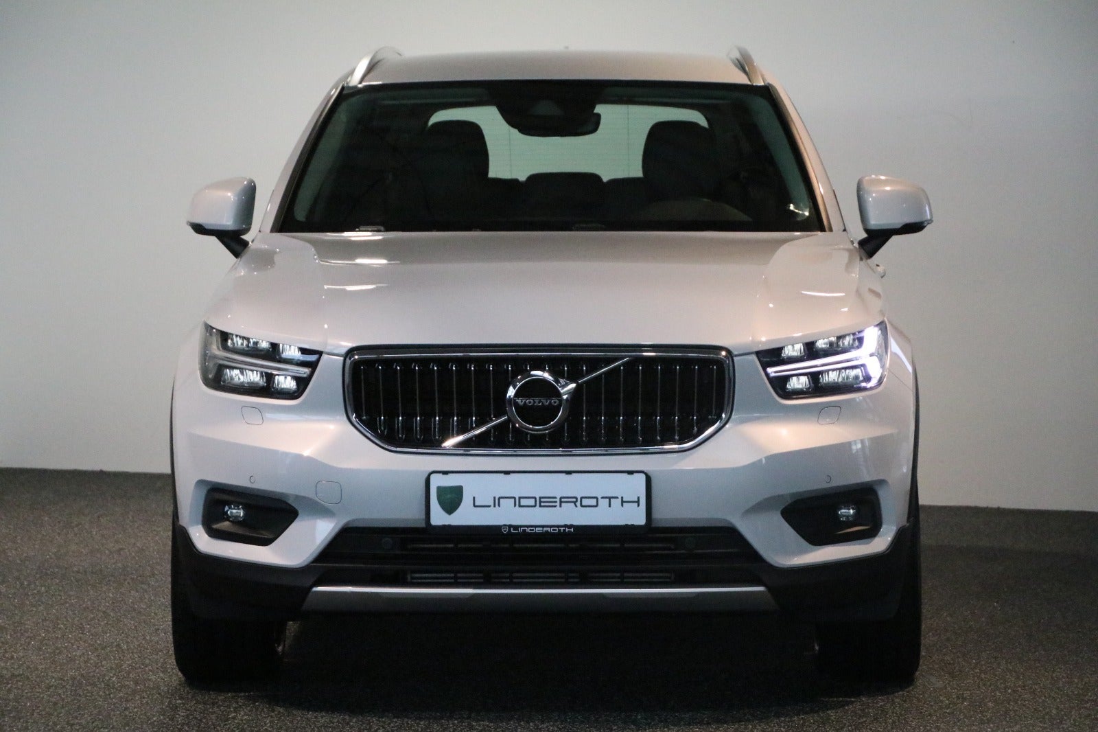 Volvo XC40 2,0 T4 190 Inscription aut. 5d - 3