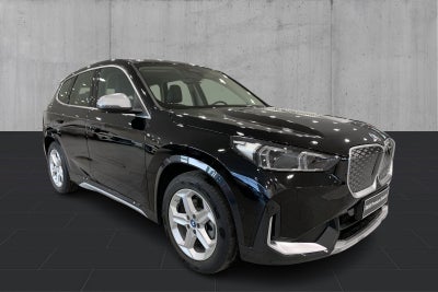 BMW iX1 xDrive30 X-Line