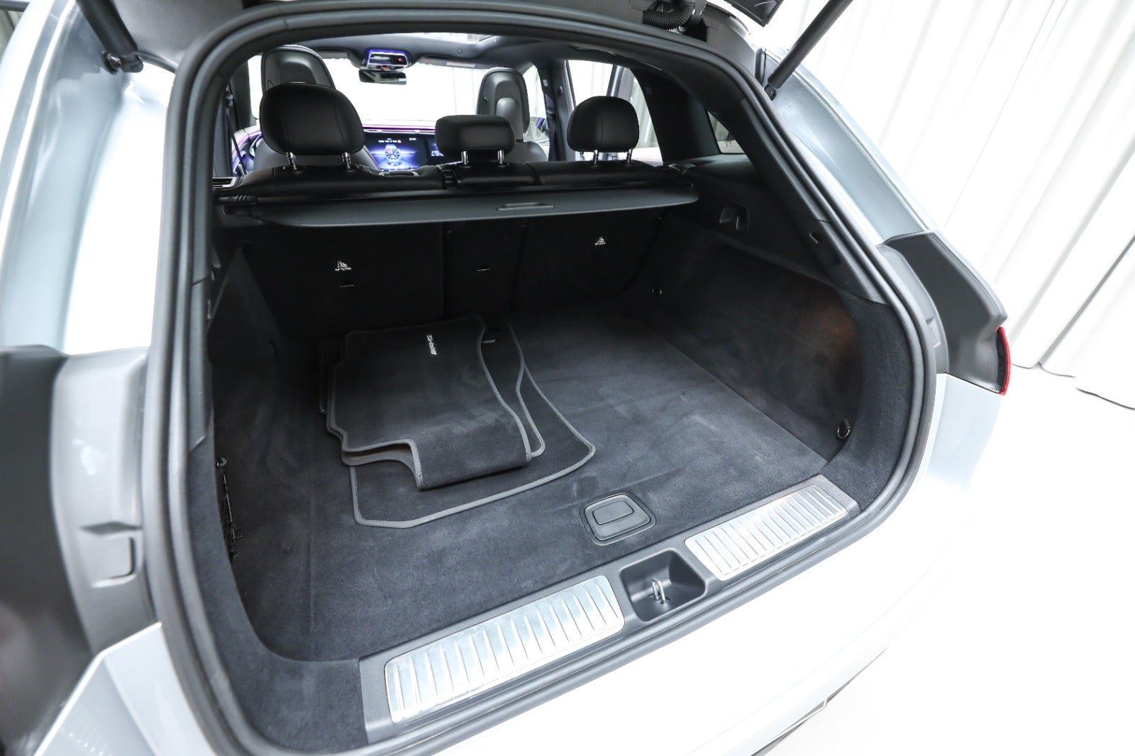 Mercedes-AMG EQE 53 SUV
