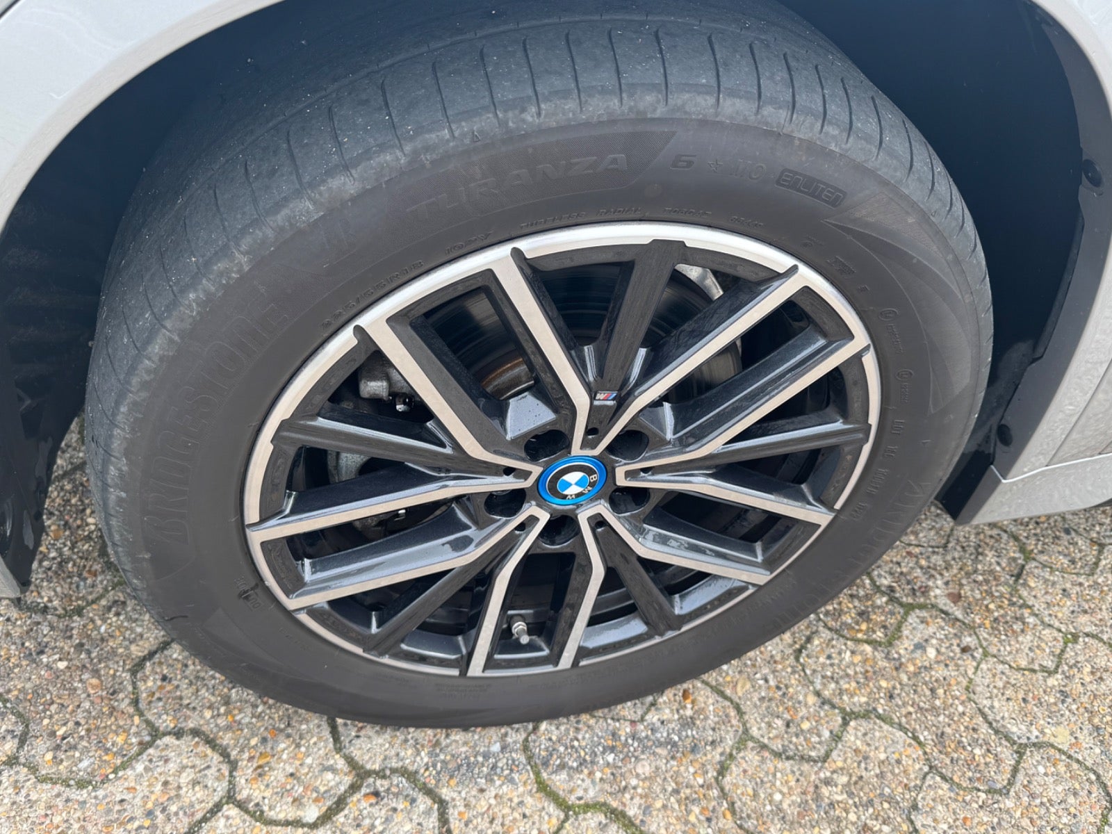 BMW iX1 xDrive30 M-Sport