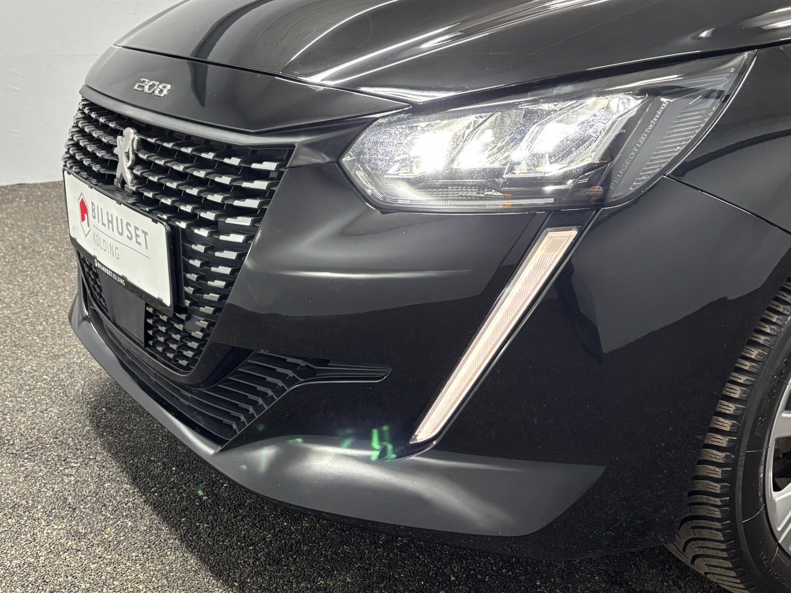 Billede af Peugeot 208 1,5 BlueHDi 100 Allure Sky