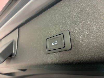 Audi Q8 e-tron S-line quattro Van