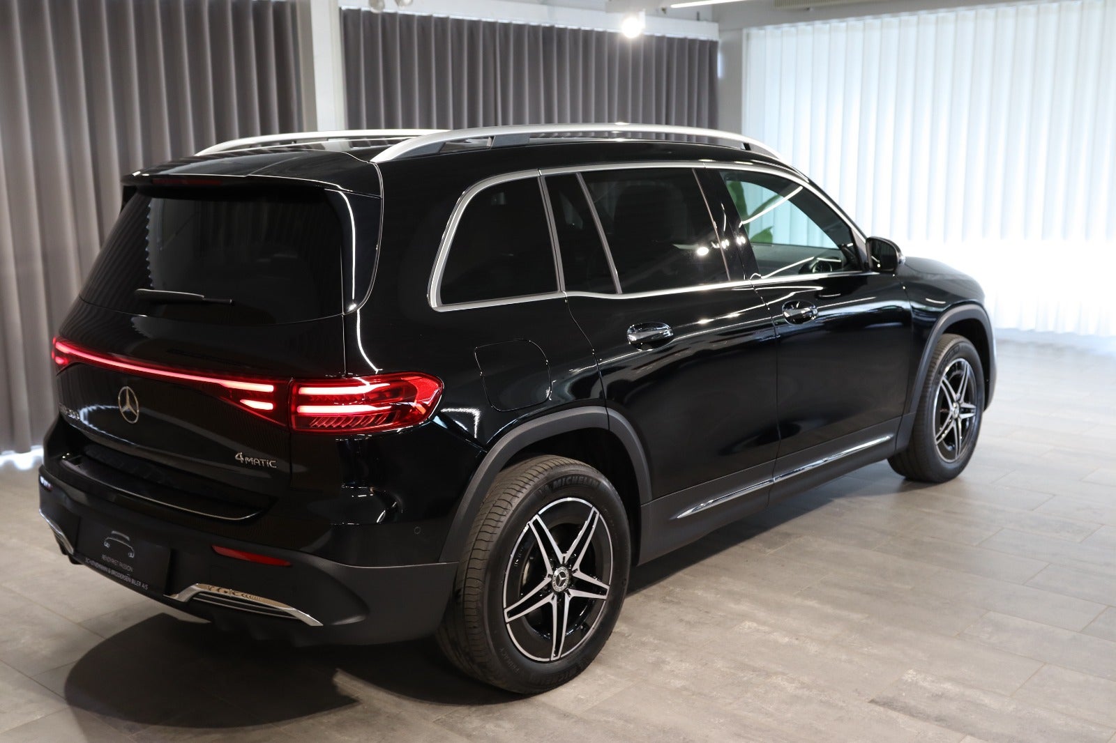 Billede af Mercedes EQB300  AMG Premium 4Matic