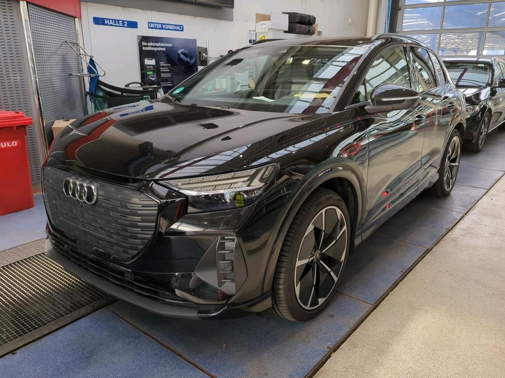 Audi Q4 e-tron S-line quattro