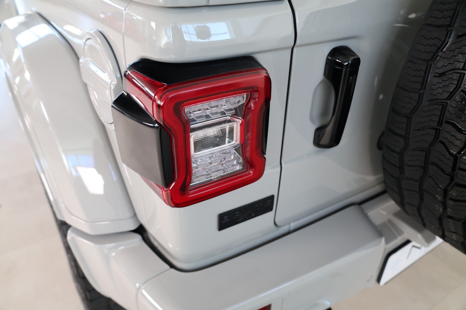 Jeep Wrangler Unlimited 2,0 4xe Sahara aut. 5d - 16