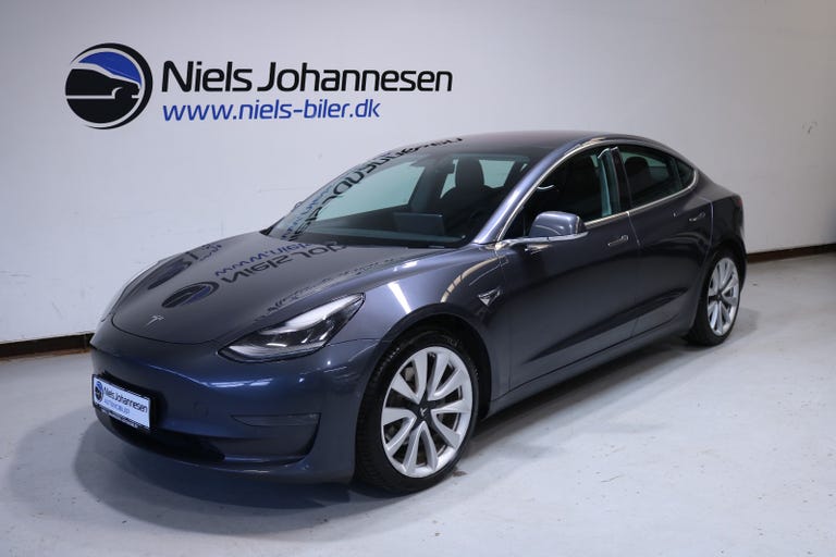 Tesla Model 3 Long Range AWD