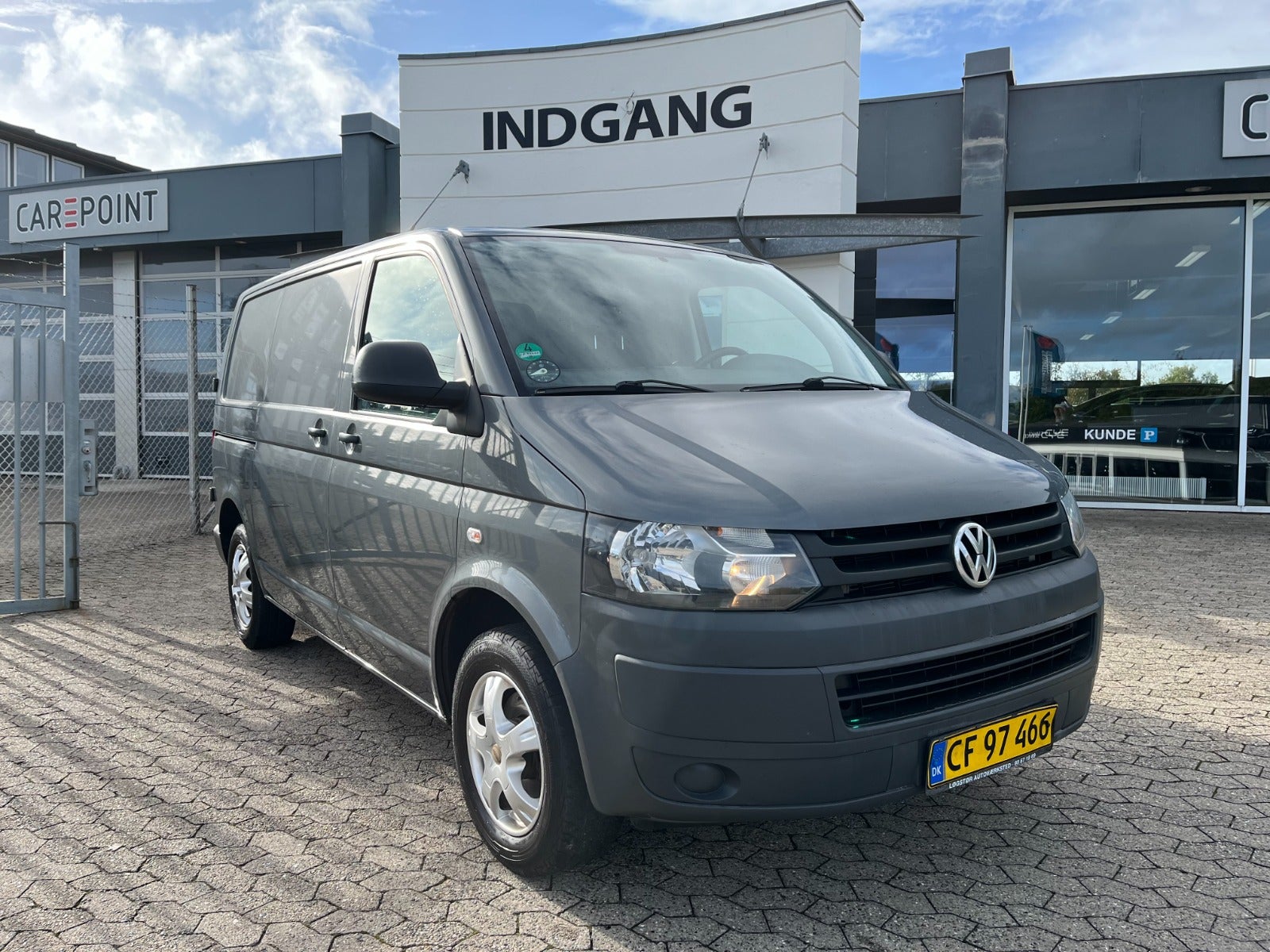 Billede af VW Transporter 2,0 TDi 84 Kassevogn kort