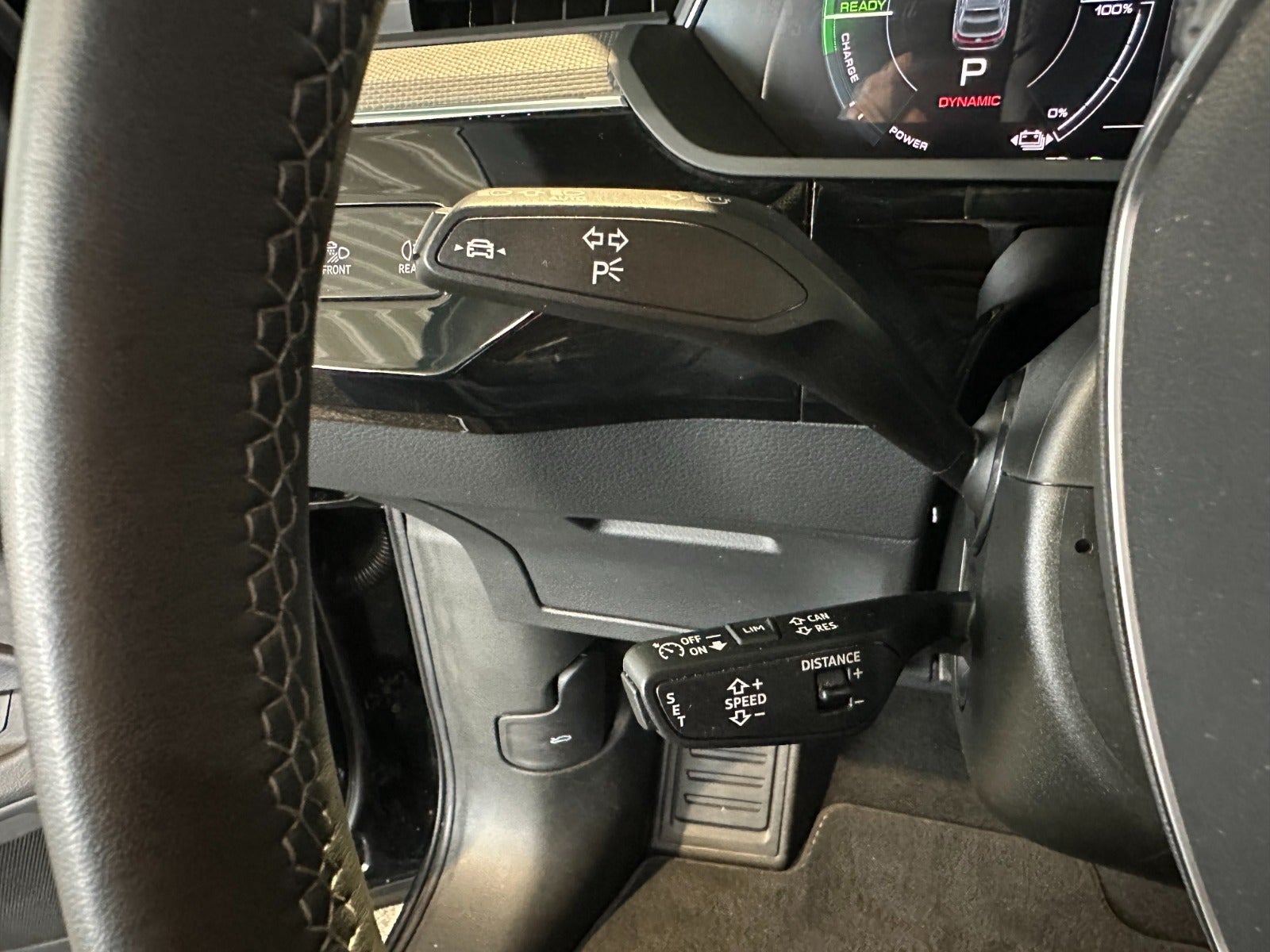 Audi Q8 e-tron 55 S-line Sportback quattro 5d - 18