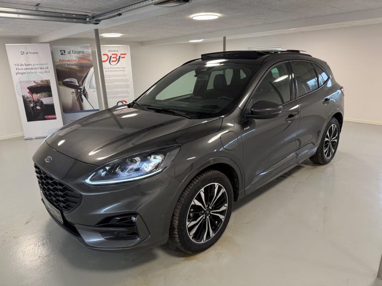Ford Kuga PHEV ST-Line X CVT