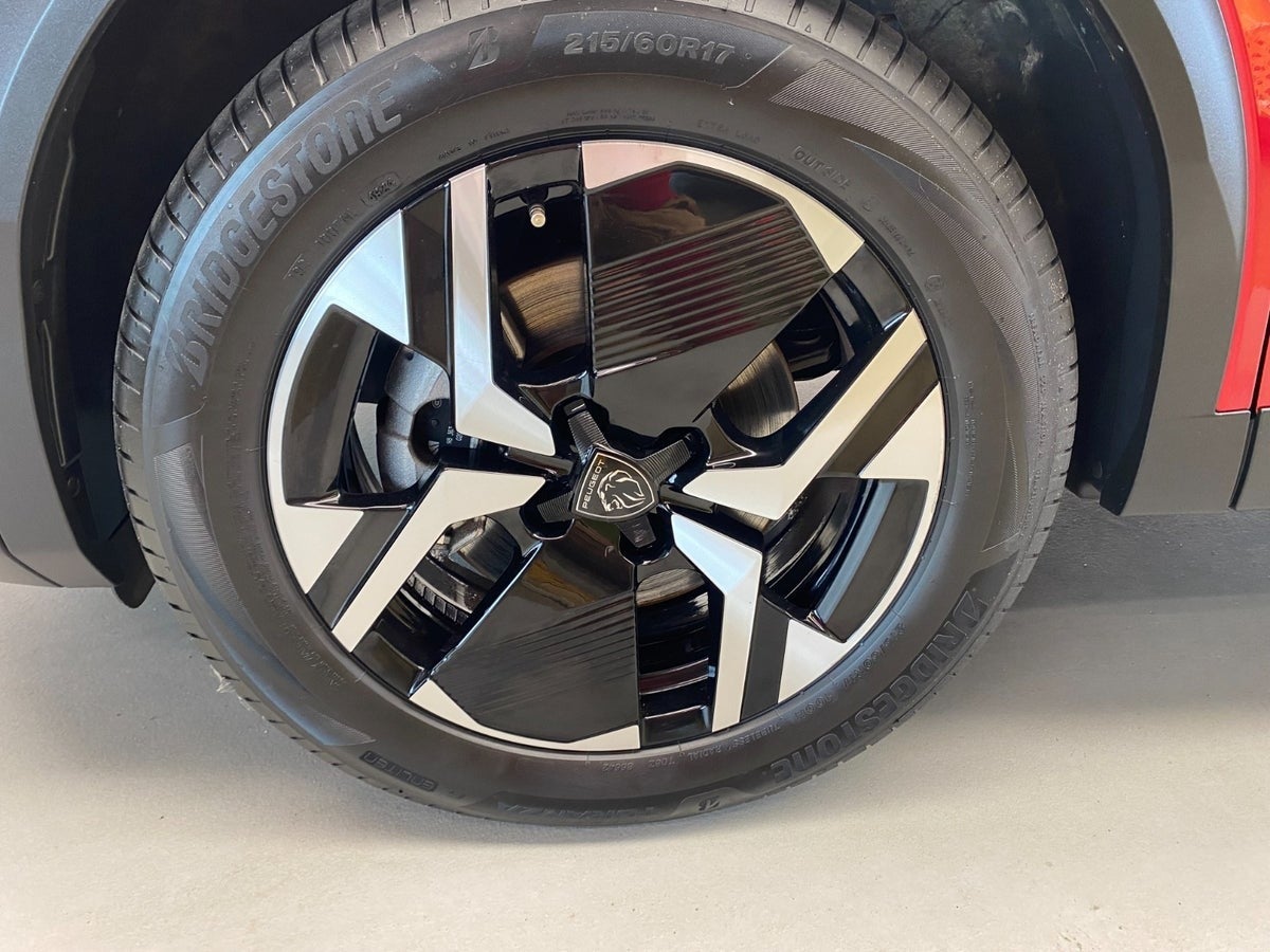 Billede af Peugeot e-2008 54 Allure