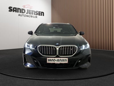 BMW i5 eDrive40 Touring Fully Charged M-Sport