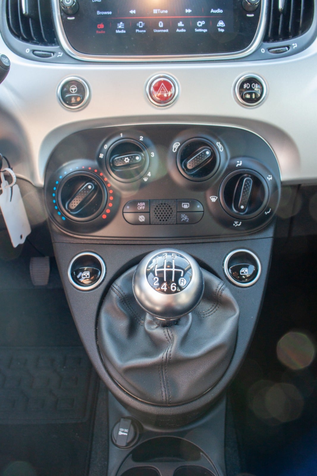 Fiat 500 Hybrid Connect