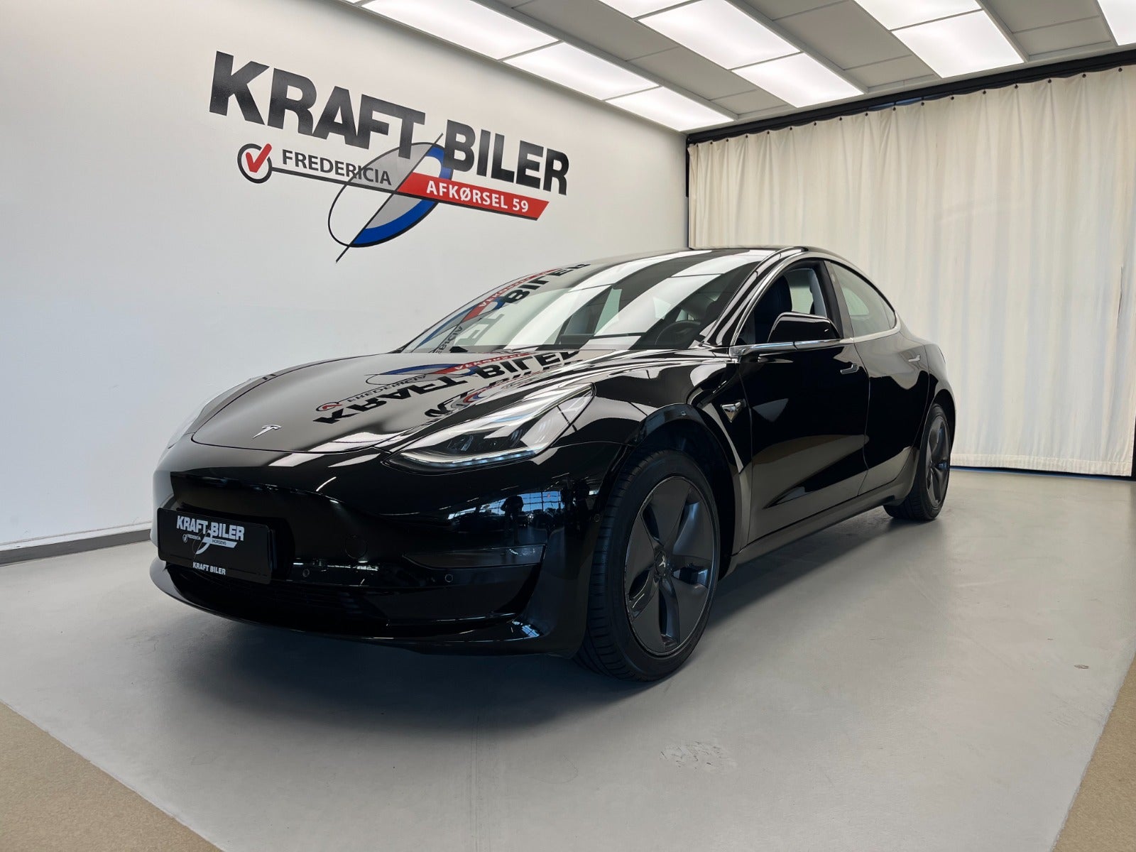 Billede af Tesla Model 3  Standard Range+ RWD