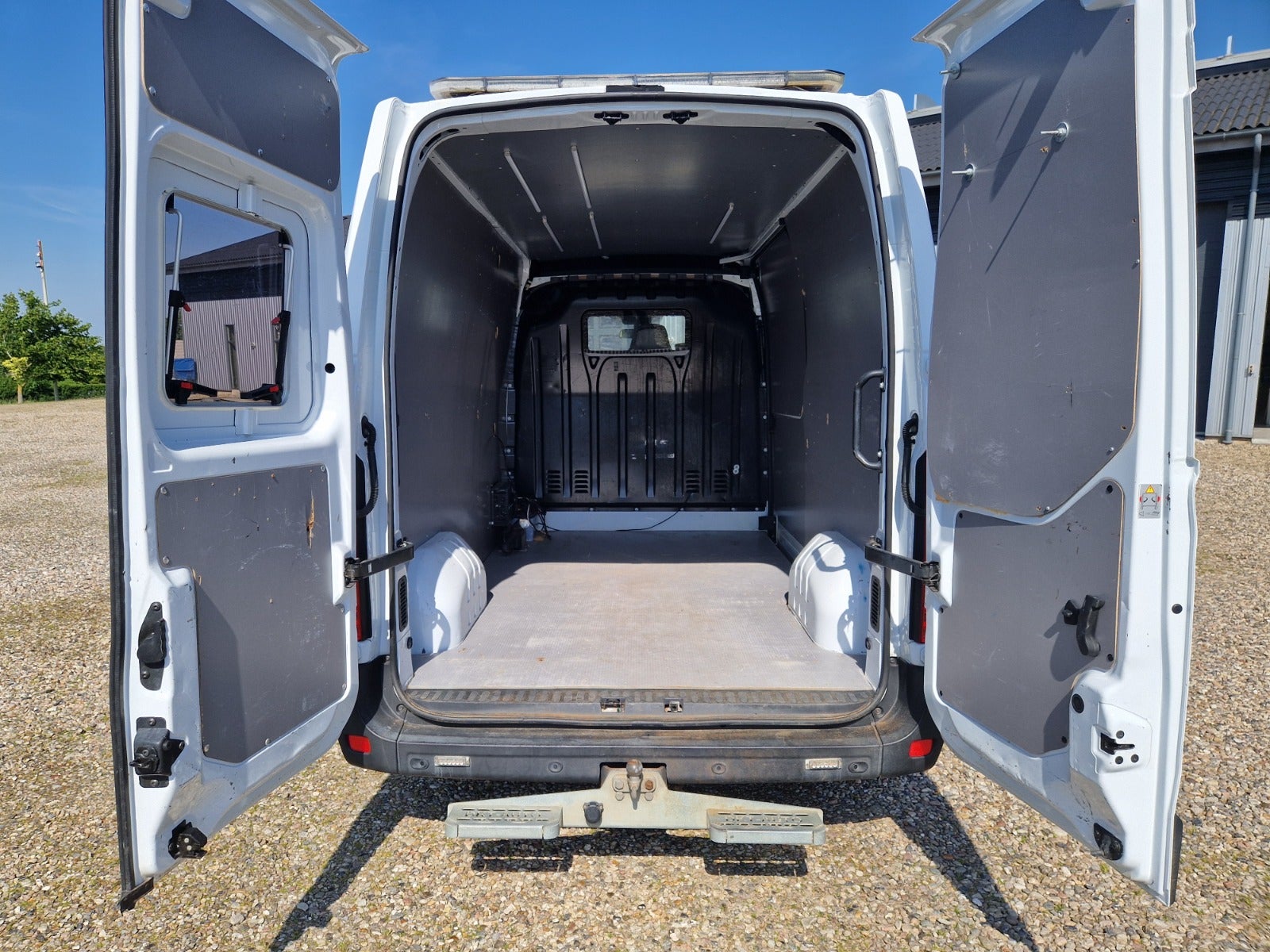 Billede af Nissan NV400 2,3 dCi 150 L2H2 Kassevogn
