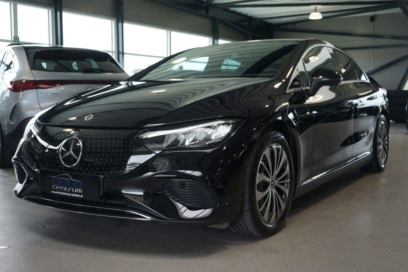Mercedes EQE350+ Electric Art