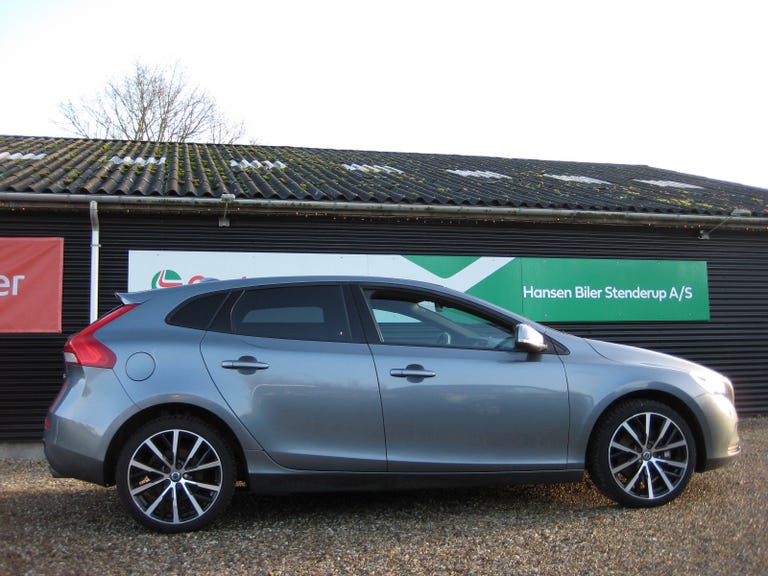 Volvo V40 D3 150 Momentum aut.