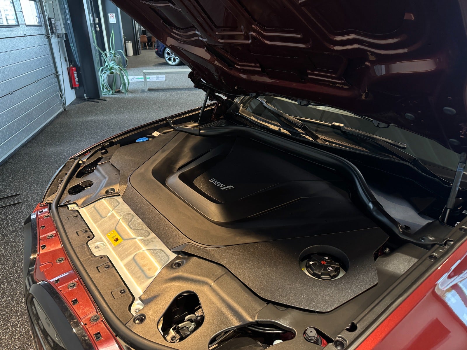BMW iX3 Charged Plus M-Sport 5d - 12
