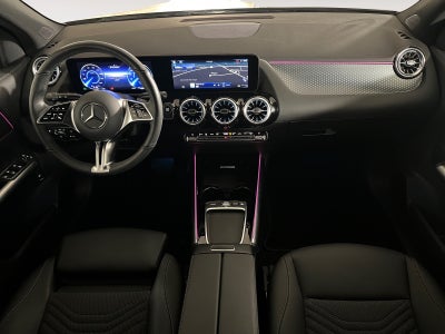 Mercedes EQA300 Progressive 4Matic Van