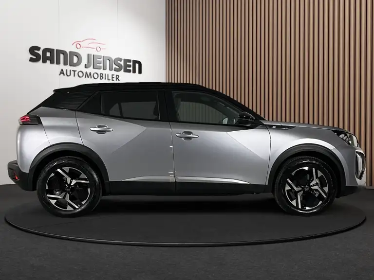 Peugeot e-2008 GT