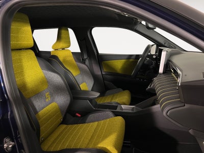 Renault 5 E-Tech Iconic