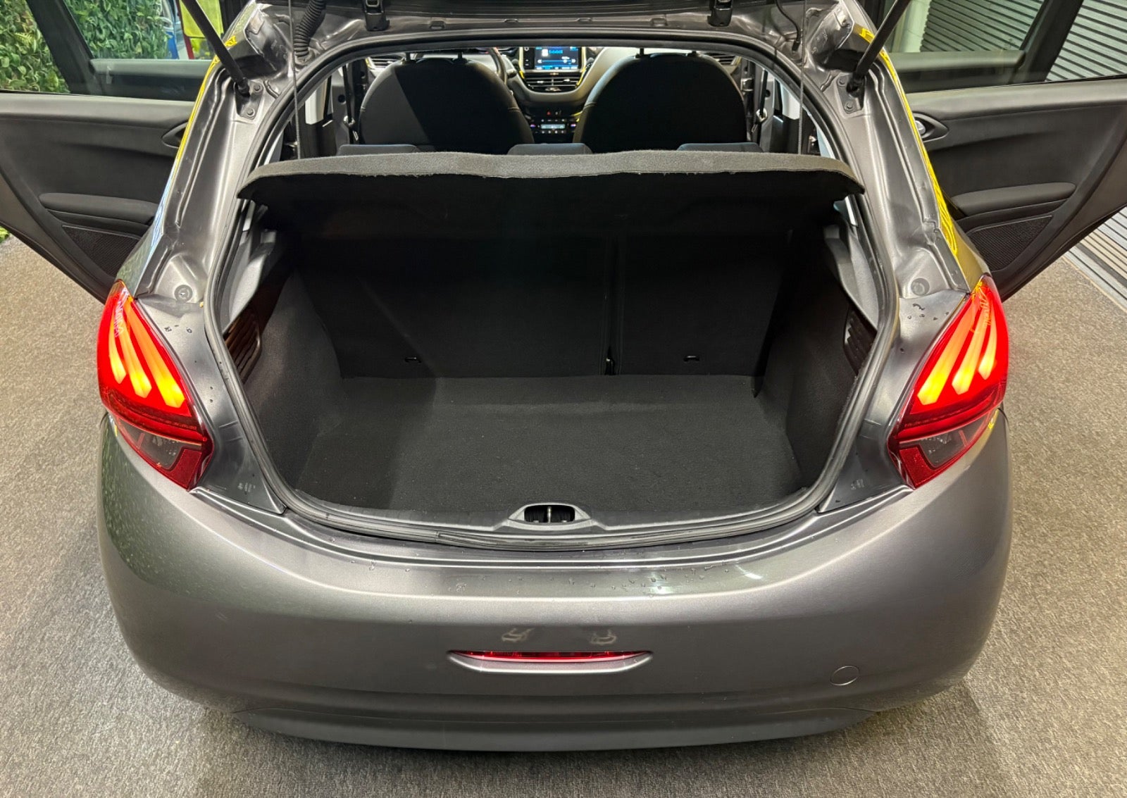 Billede af Peugeot 208 1,2 VTi 82 Active