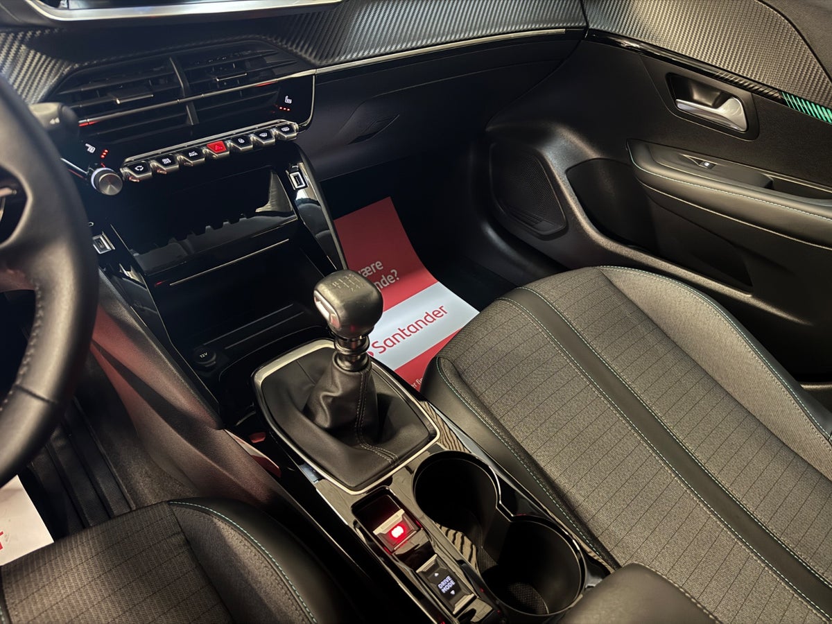 Peugeot 208 PureTech 100 Allure