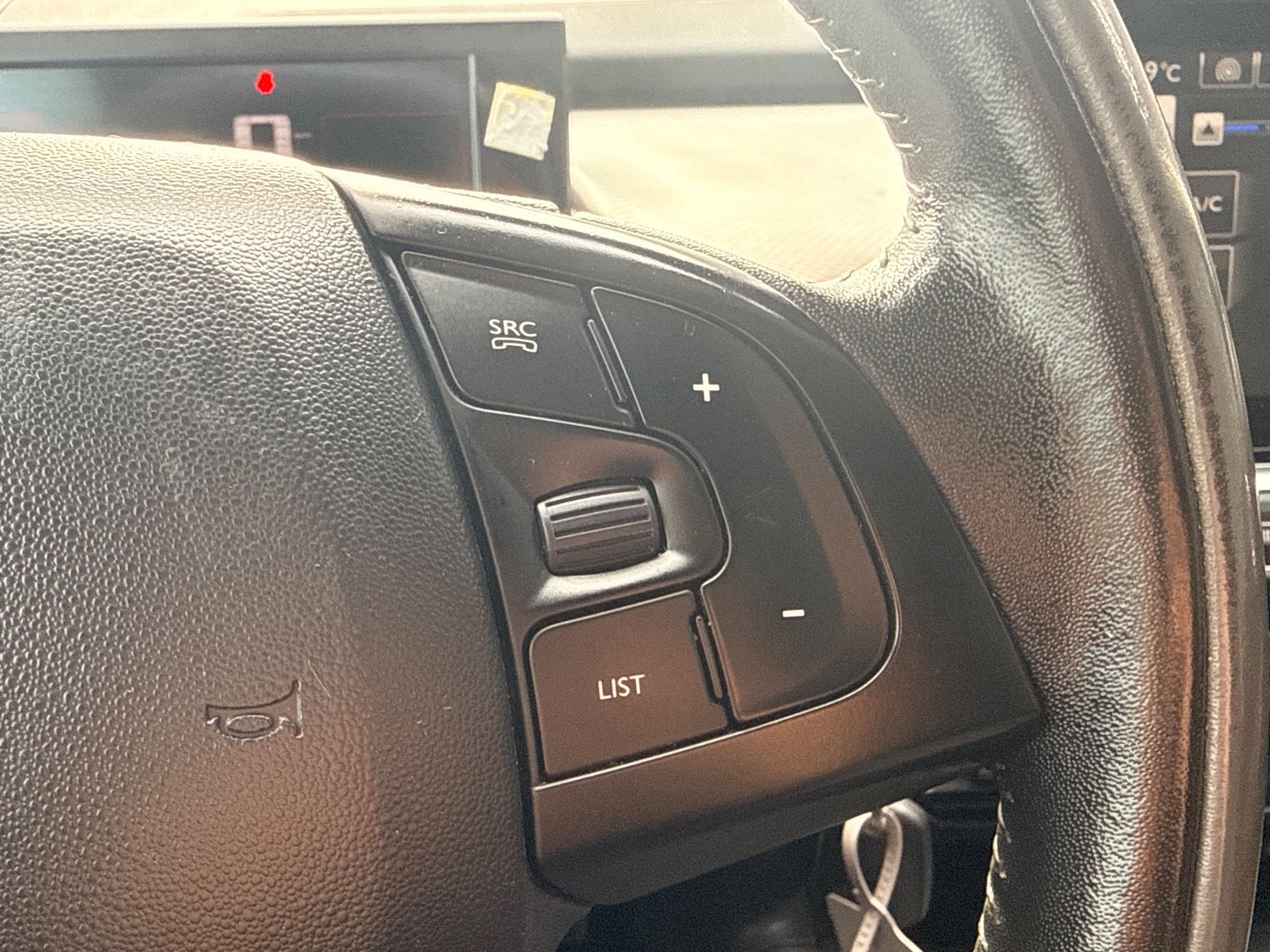 Billede af Citroën C4 Cactus 1,6 BlueHDi 100 Feel Van