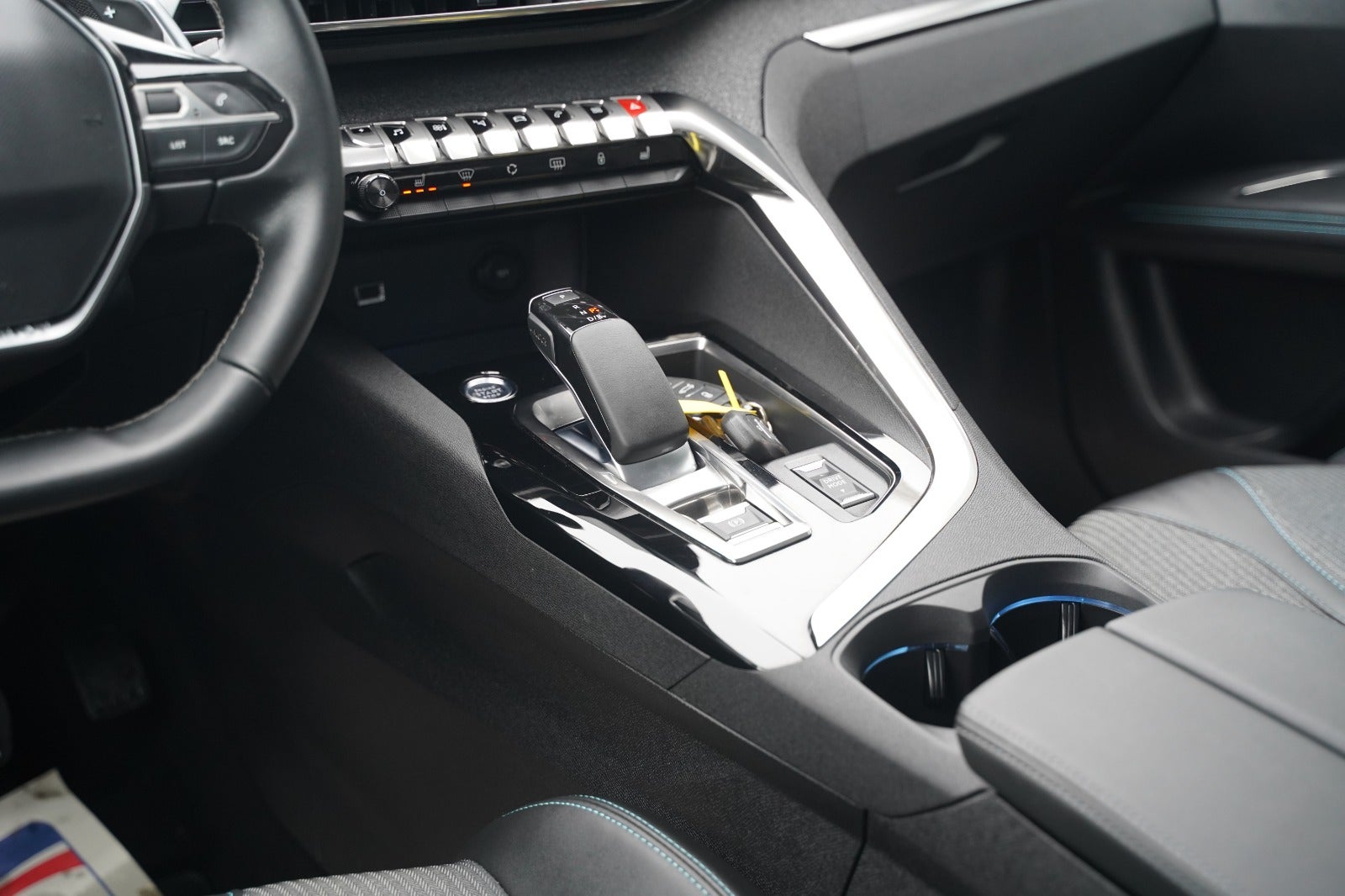 Billede af Peugeot 3008 1,6 Hybrid Allure Pack EAT8