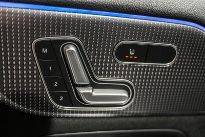 Mercedes EQA250