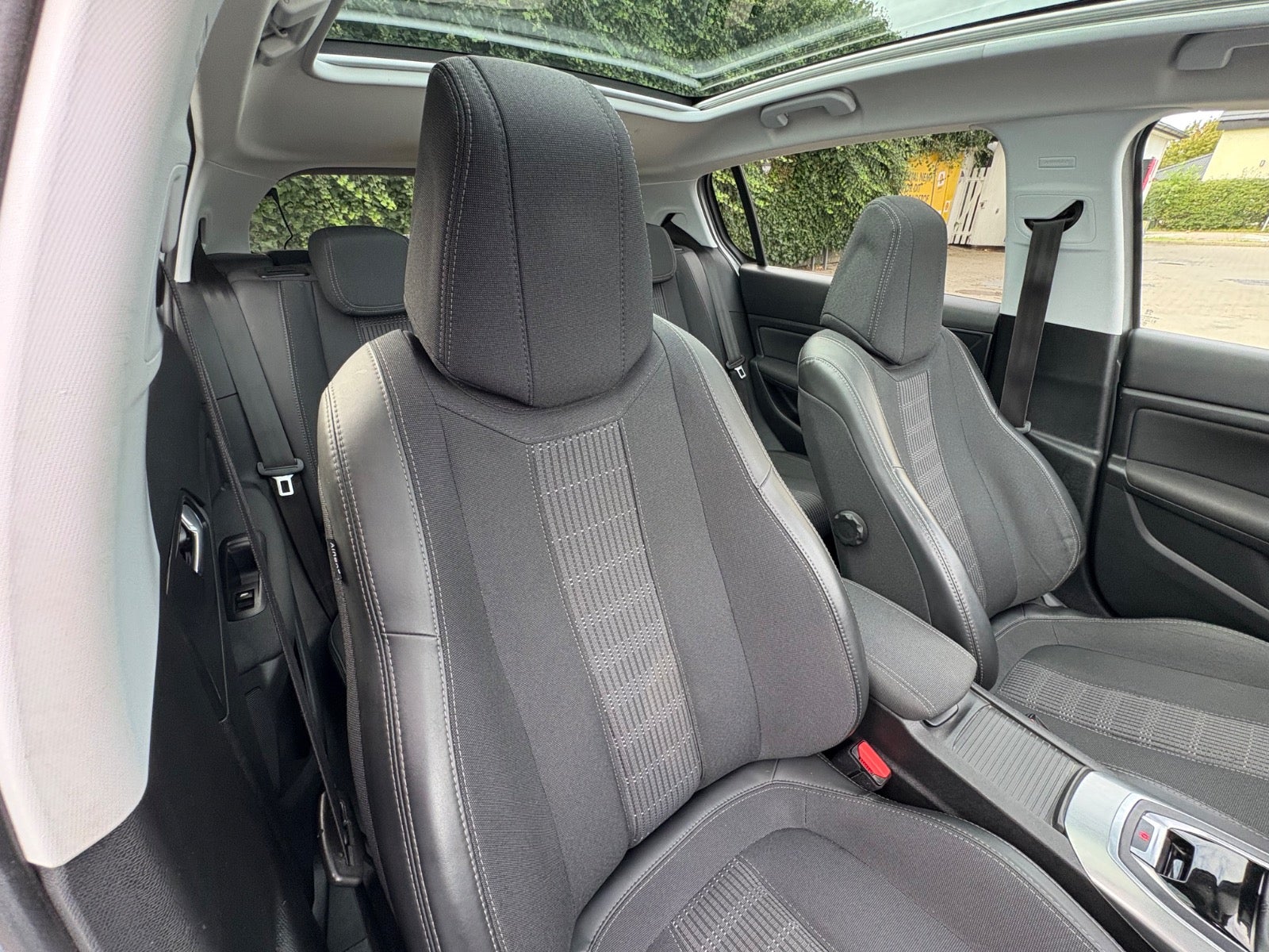 Peugeot 308 BlueHDi 120 Allure Sky