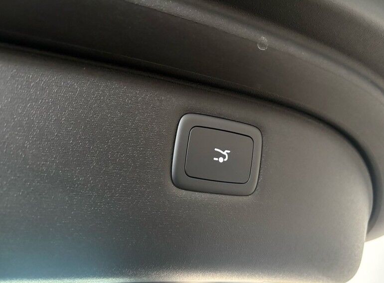 MG IM6 Performance AWD