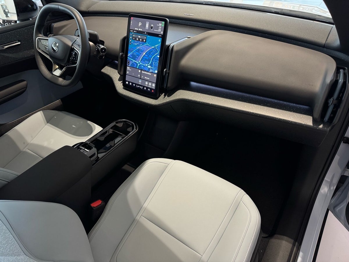 Volvo EX30 Twin Performance Ultra billede 10