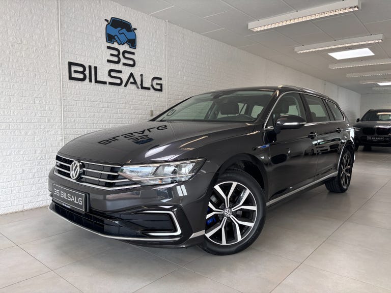 VW Passat GTE Variant DSG