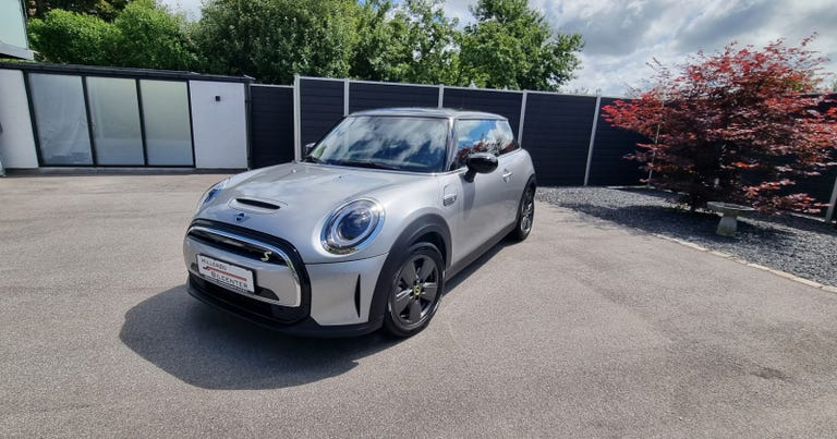 MINI Cooper SE Classic Trim