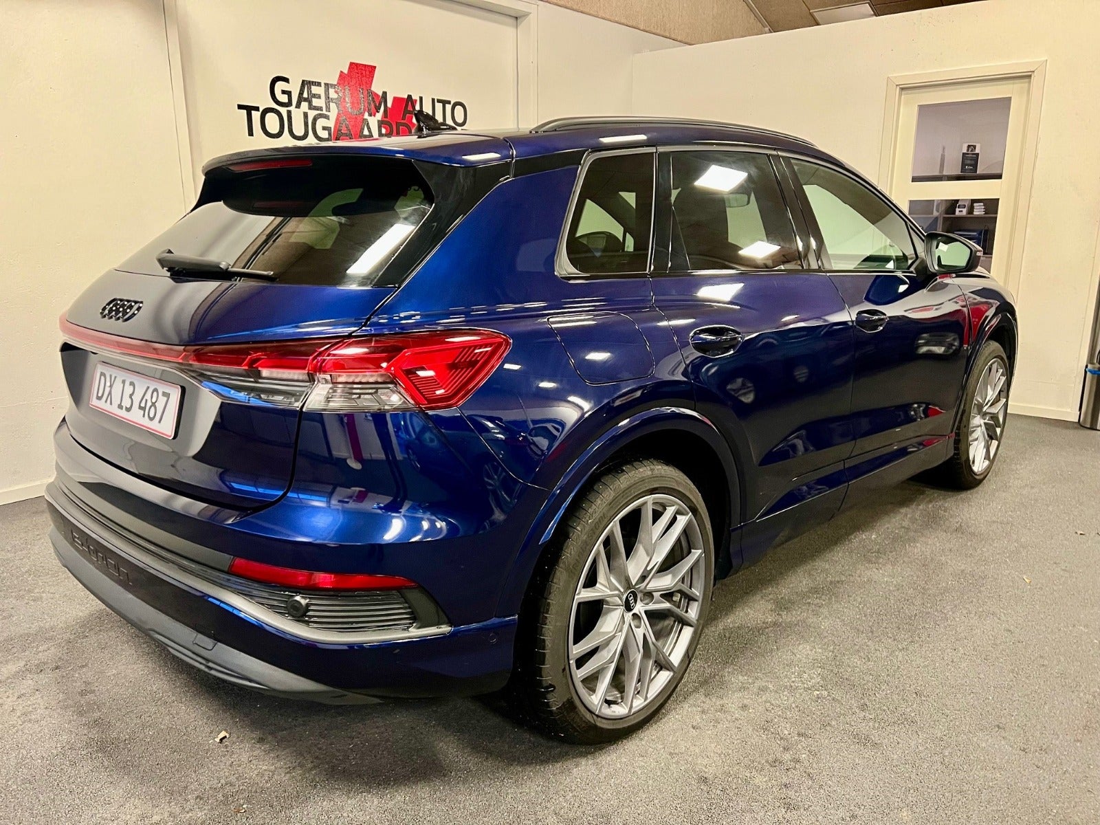 Audi Q4 e-tron 2024