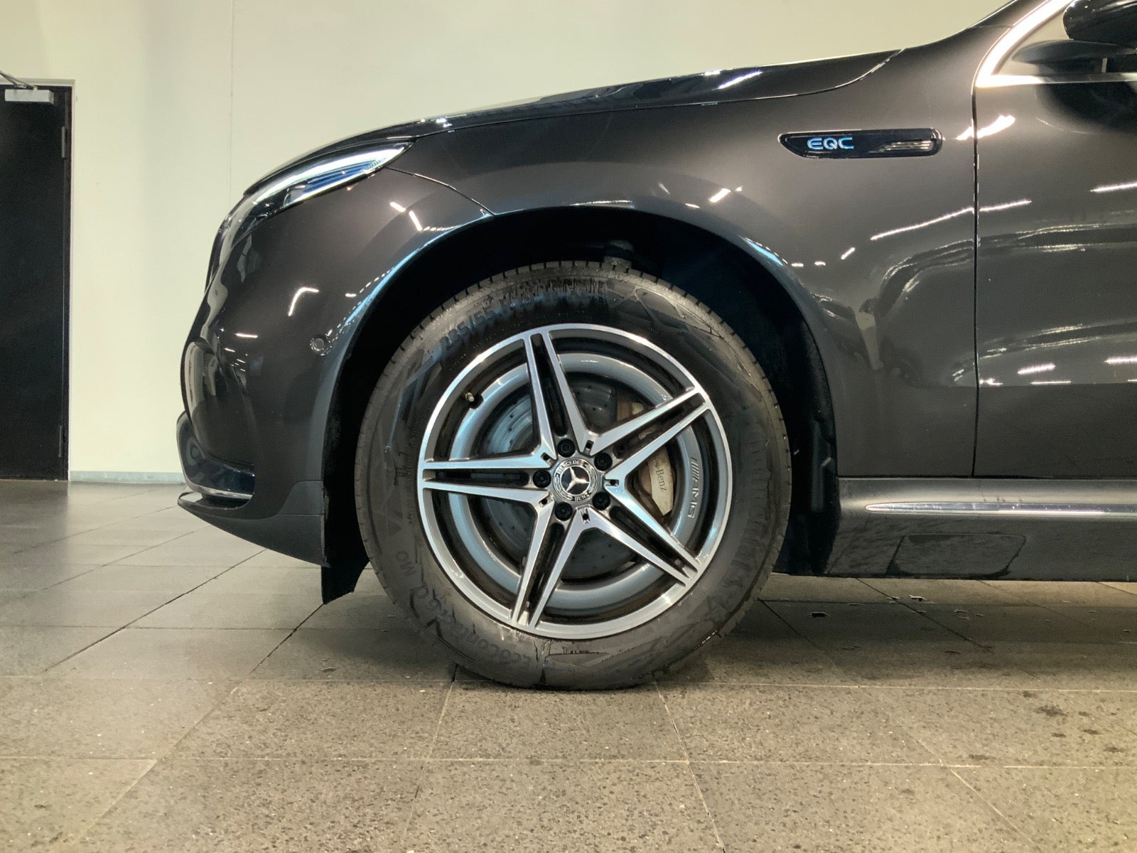 Mercedes-Benz EQC 400