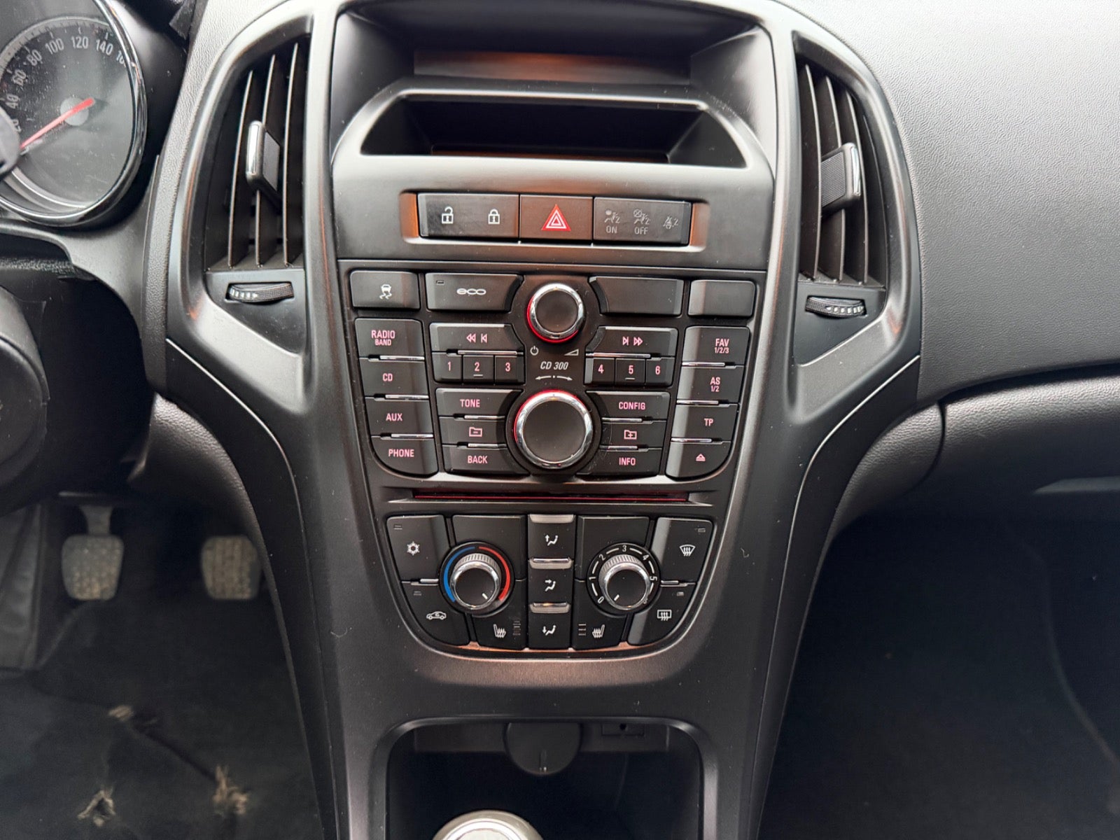 Billede af Opel Astra 1,4 T 140 Sport Sports Tourer